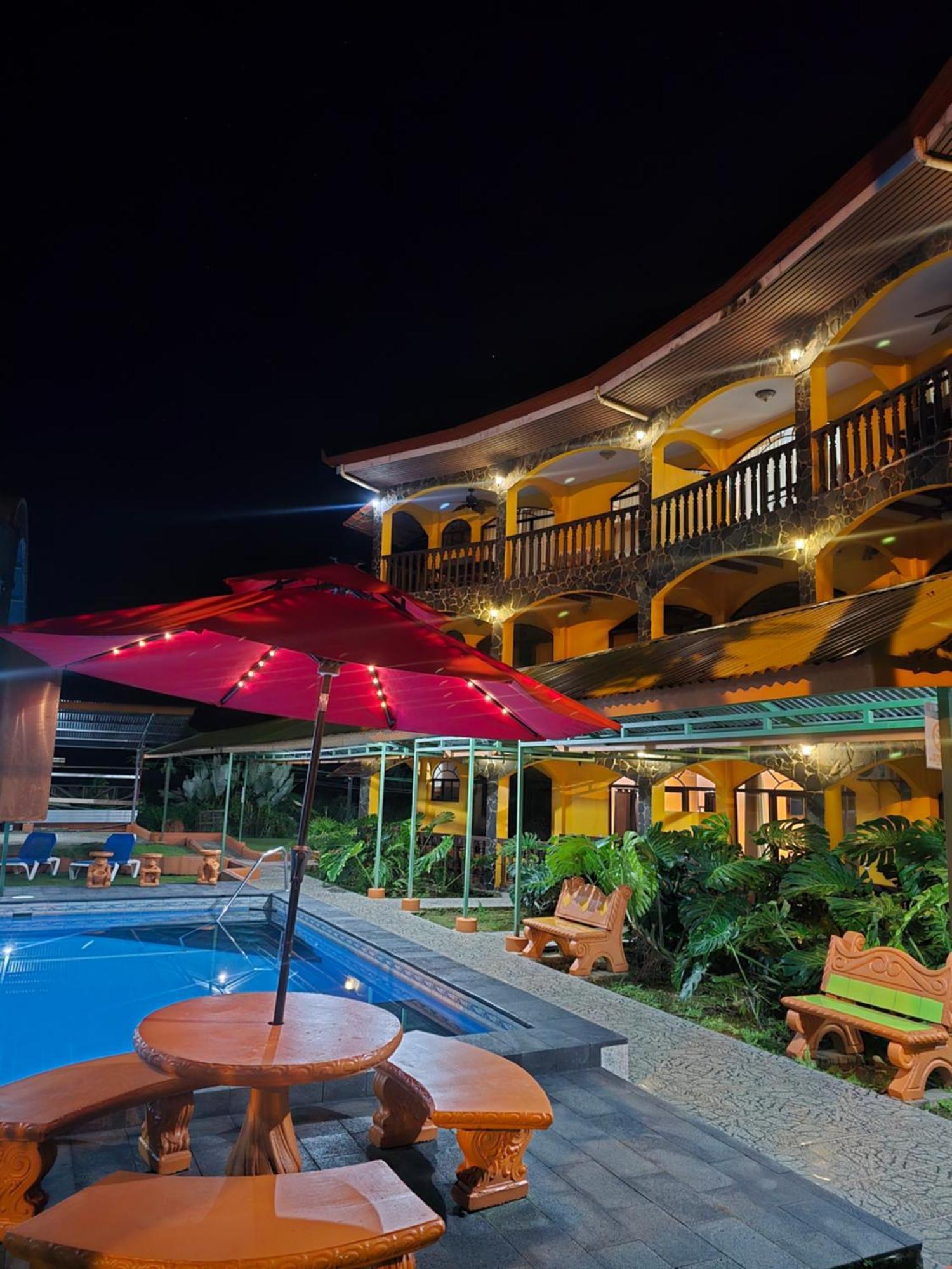Apartahotel Playa Luna Uvita Exterior foto